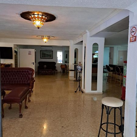 Hotel Castella Lloret de Mar Buitenkant foto
