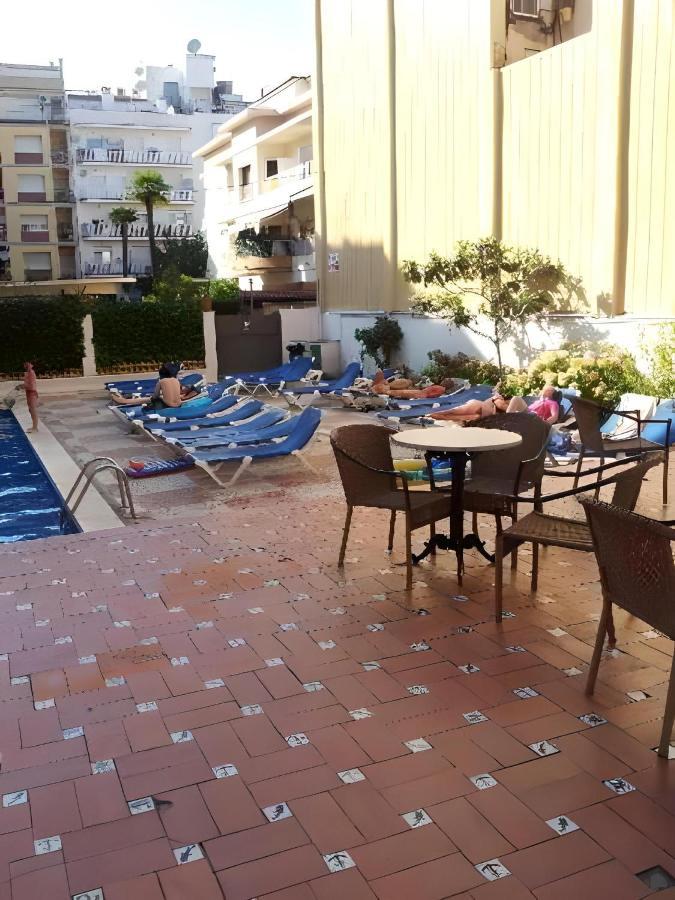 Hotel Castella Lloret de Mar Buitenkant foto