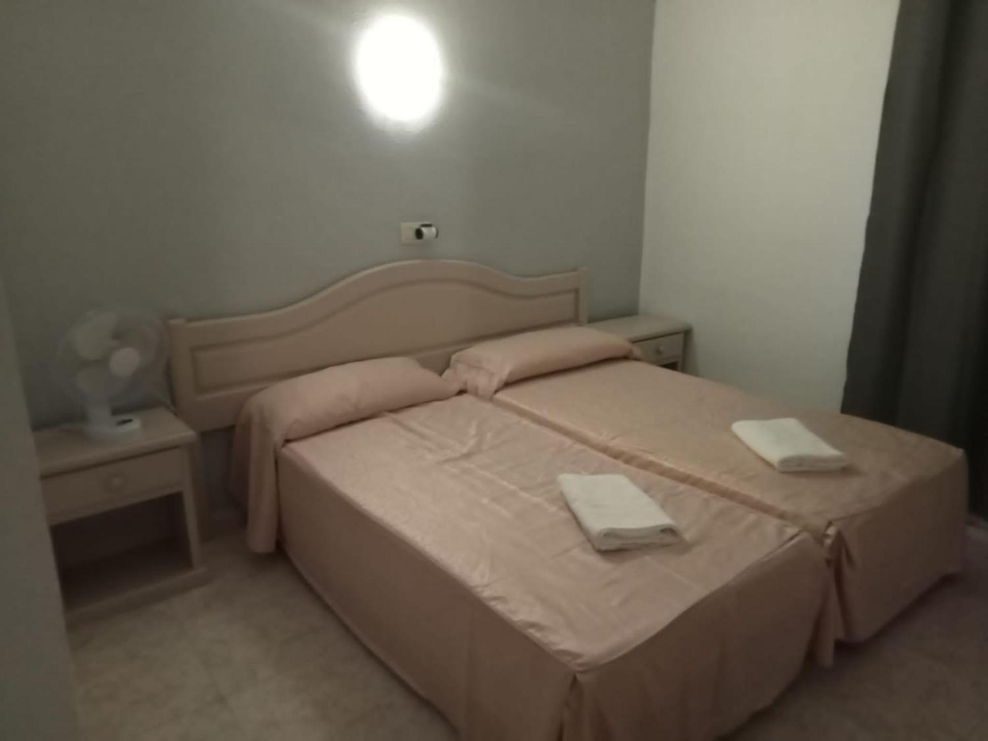 Hotel Castella Lloret de Mar Buitenkant foto