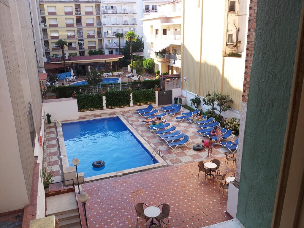 Hotel Castella Lloret de Mar Buitenkant foto