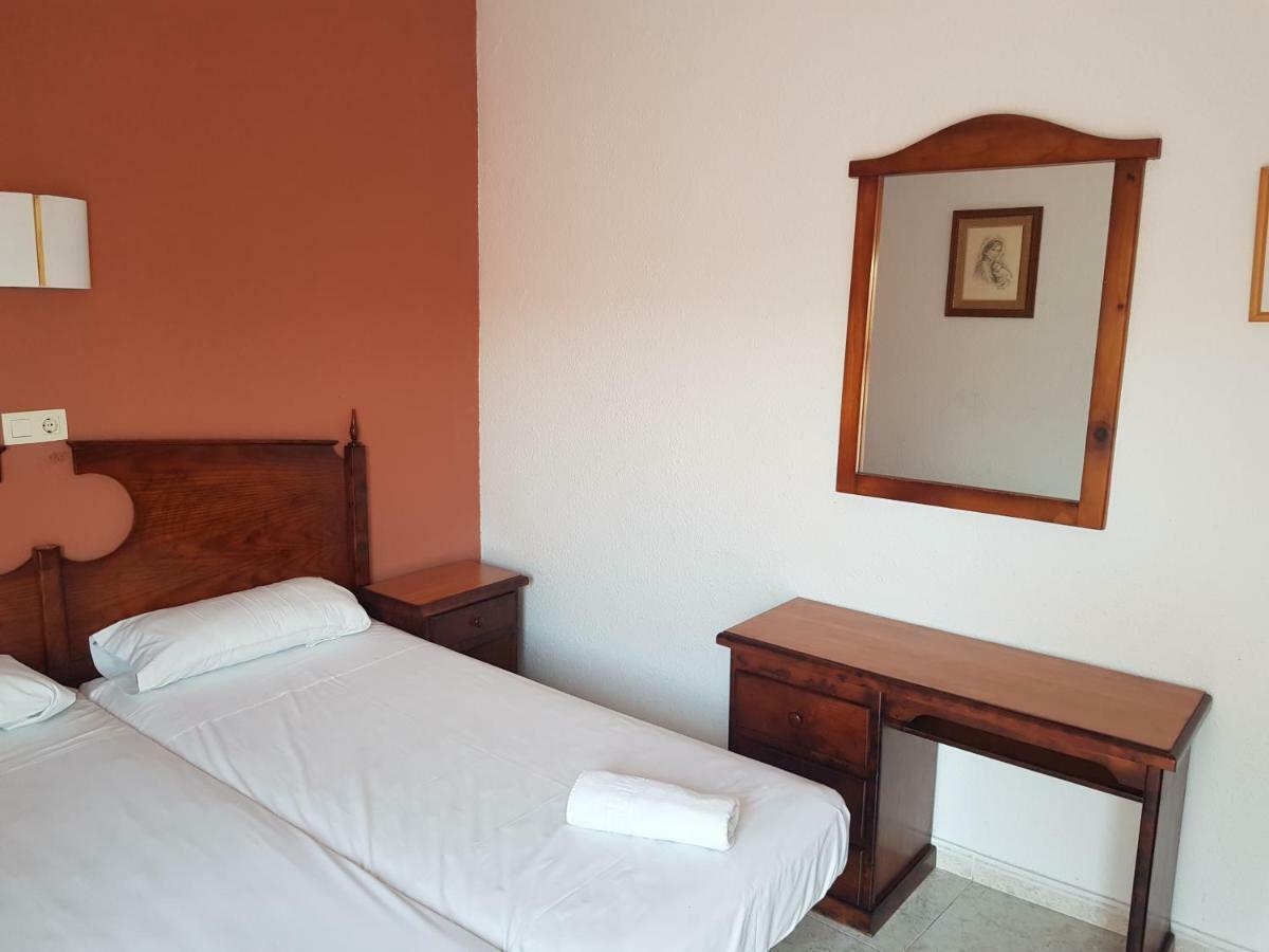 Hotel Castella Lloret de Mar Buitenkant foto