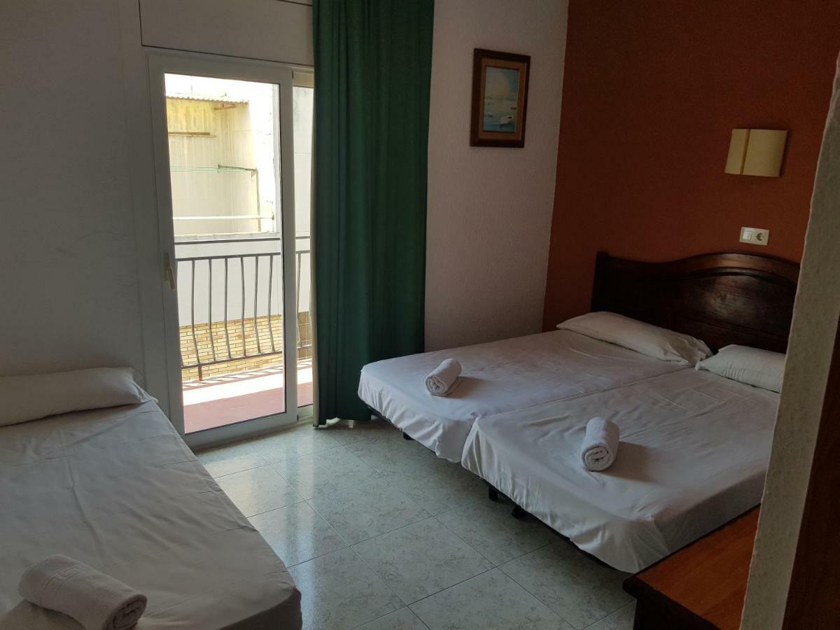 Hotel Castella Lloret de Mar Buitenkant foto